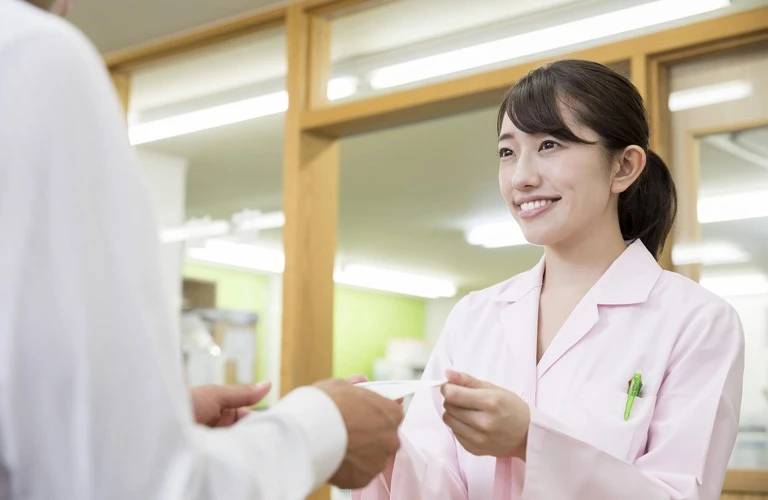 新卒も採用 | 茨城で薬剤師の求人なら株式会社スターコーポレーション